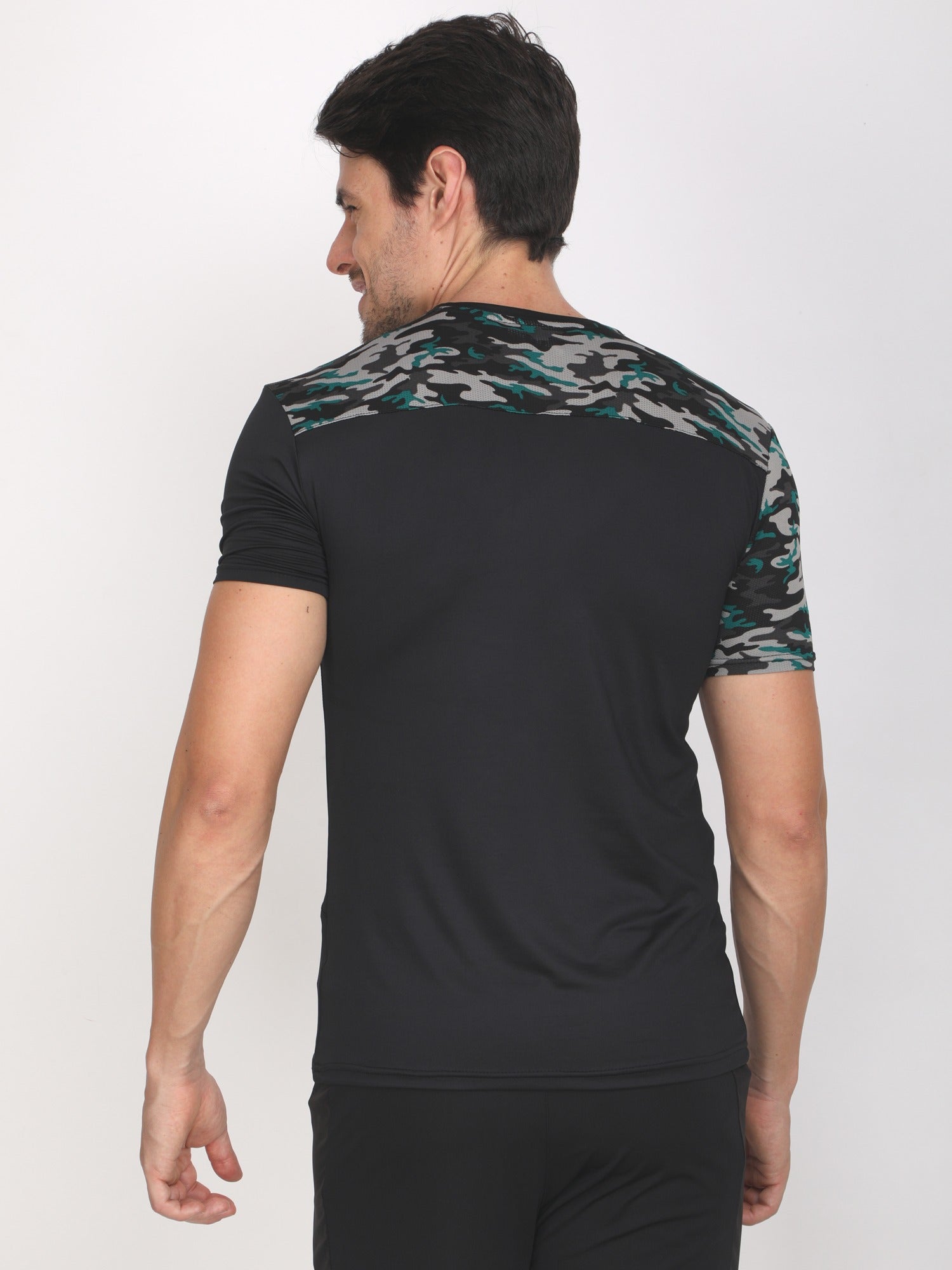 Jeffa Camouflage Printed T-shirt