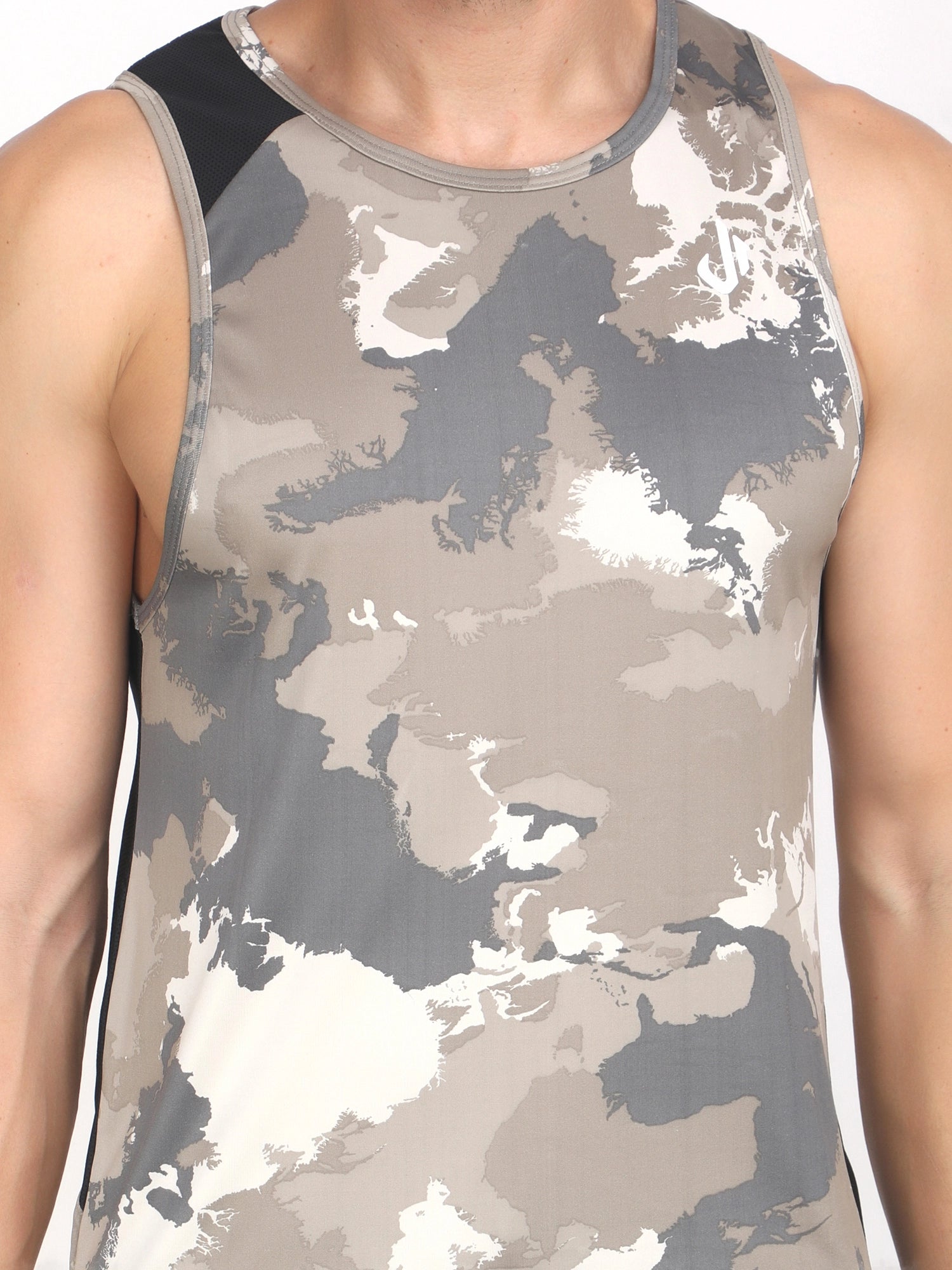 Jeffa Printed Running Vest in Sand
