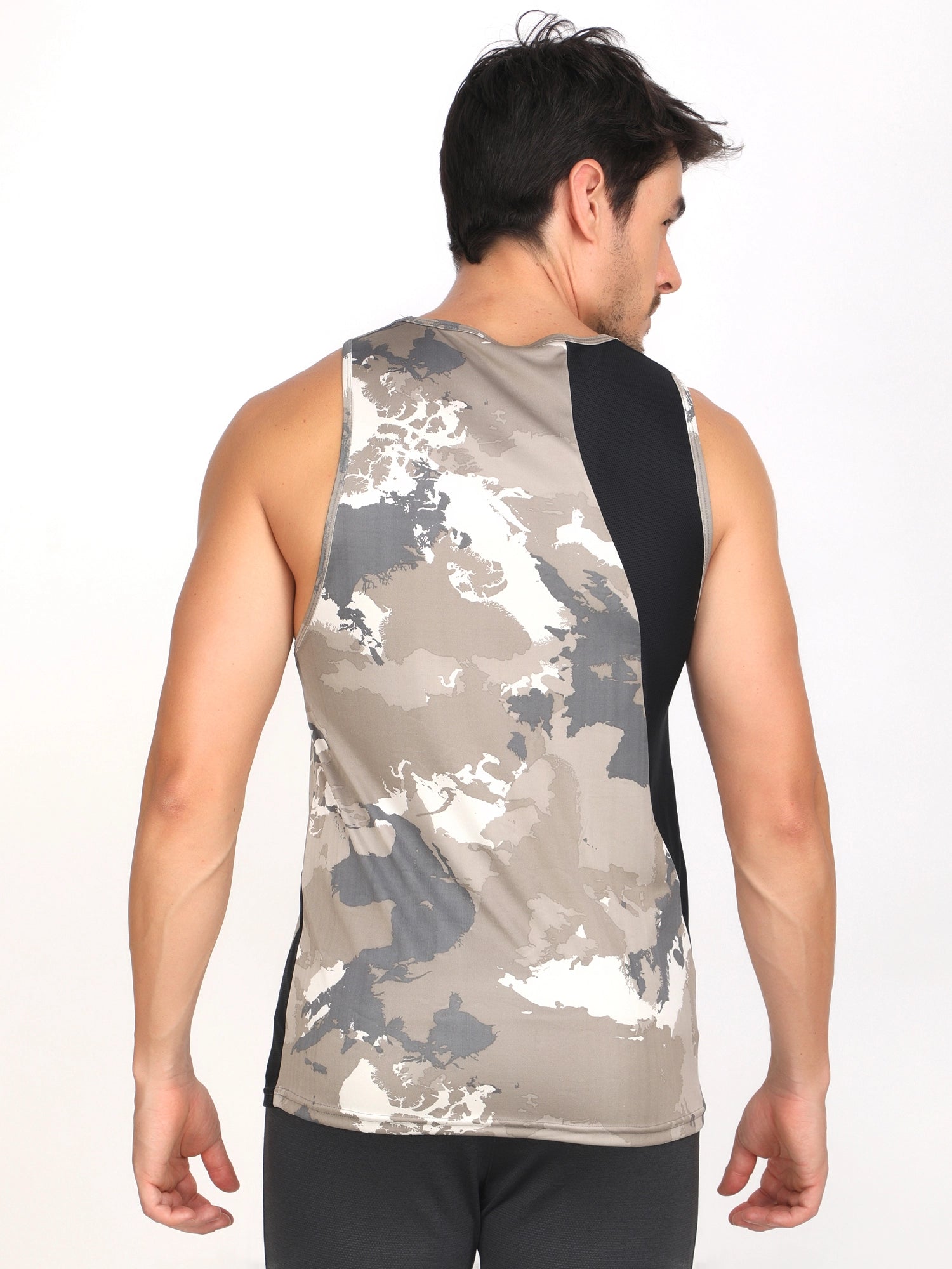 Jeffa Printed Running Vest in Sand