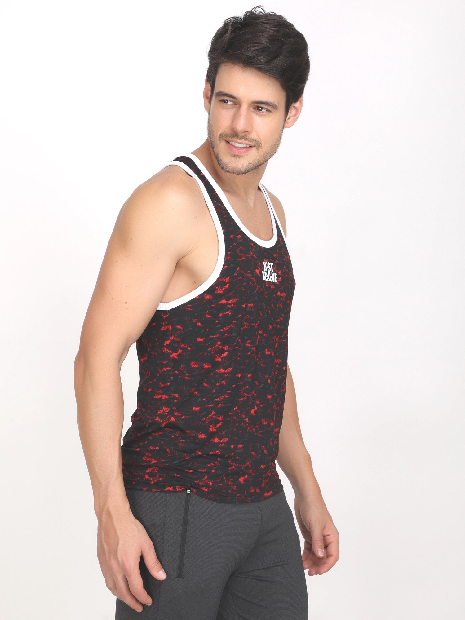 Jeffa Printed Training Vest in Red