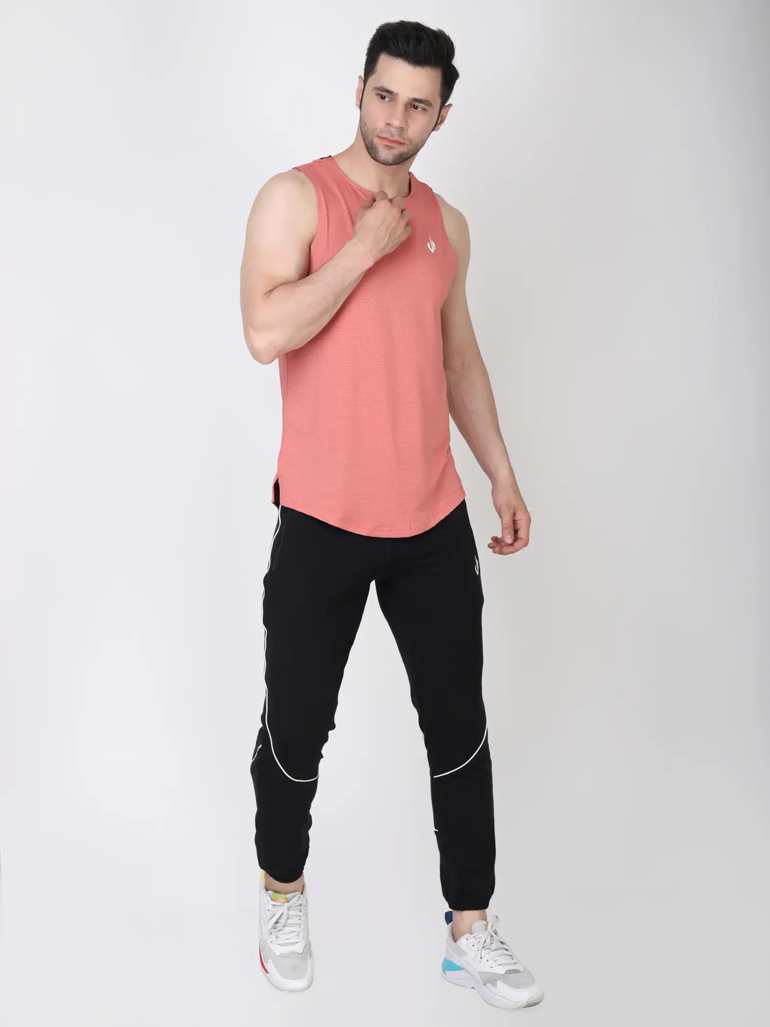 Jeffa Mesh Motion Vest in Coral