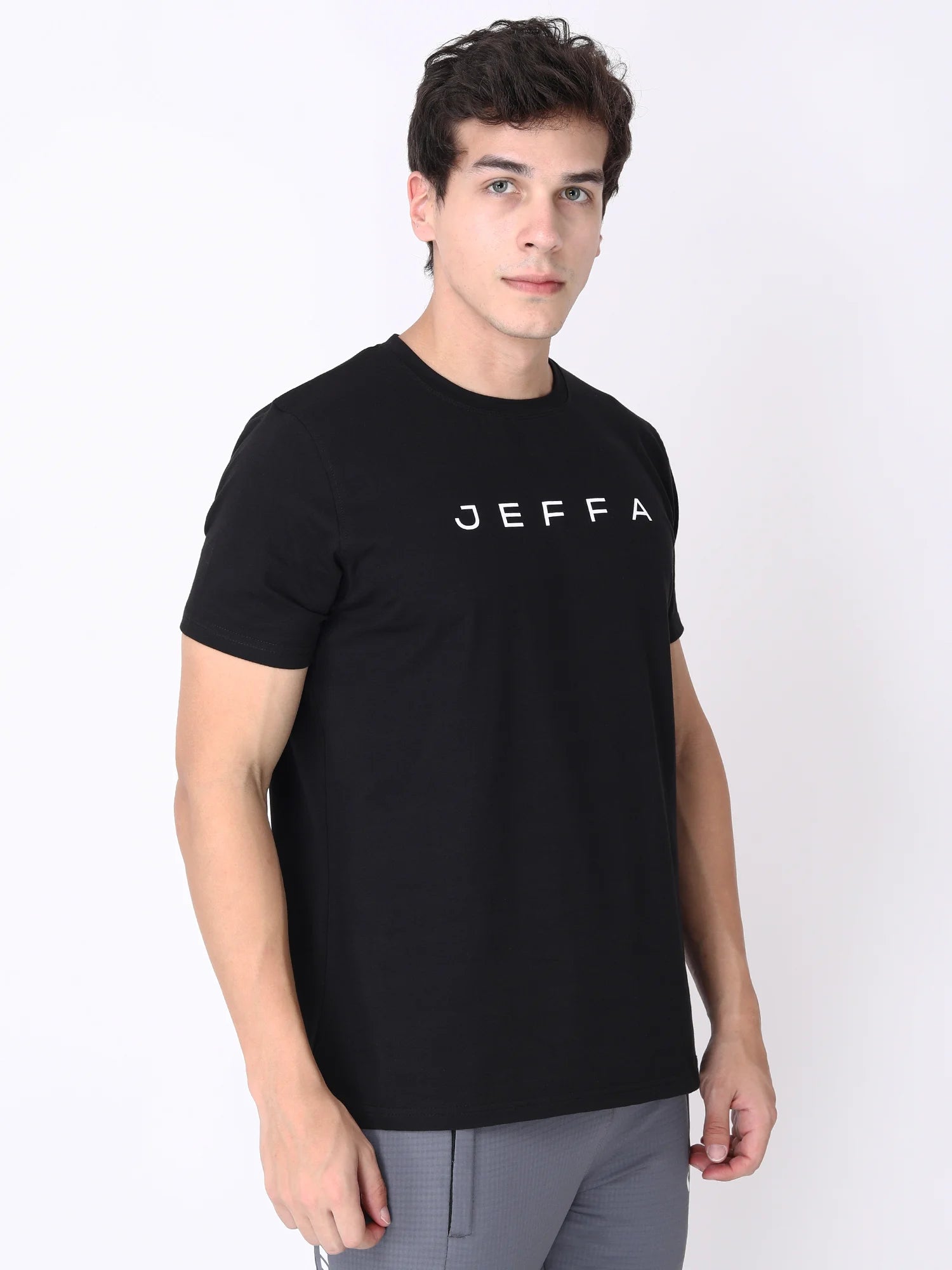 Jeffa Soft Cotton T-shirt in Black