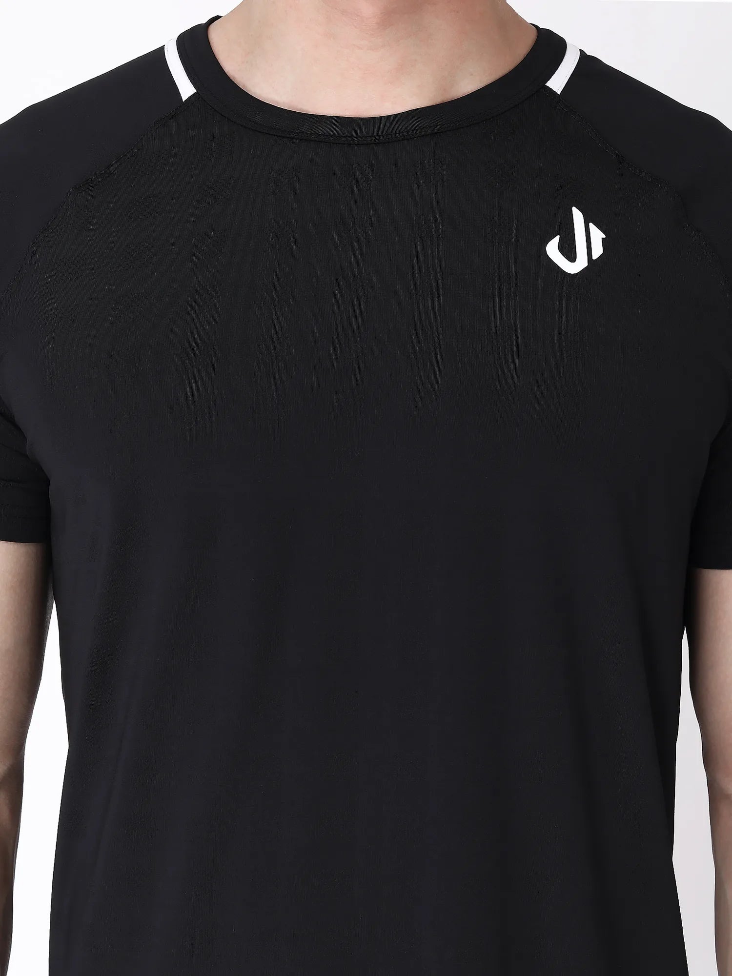 Jeffa Running T-shirt in Black
