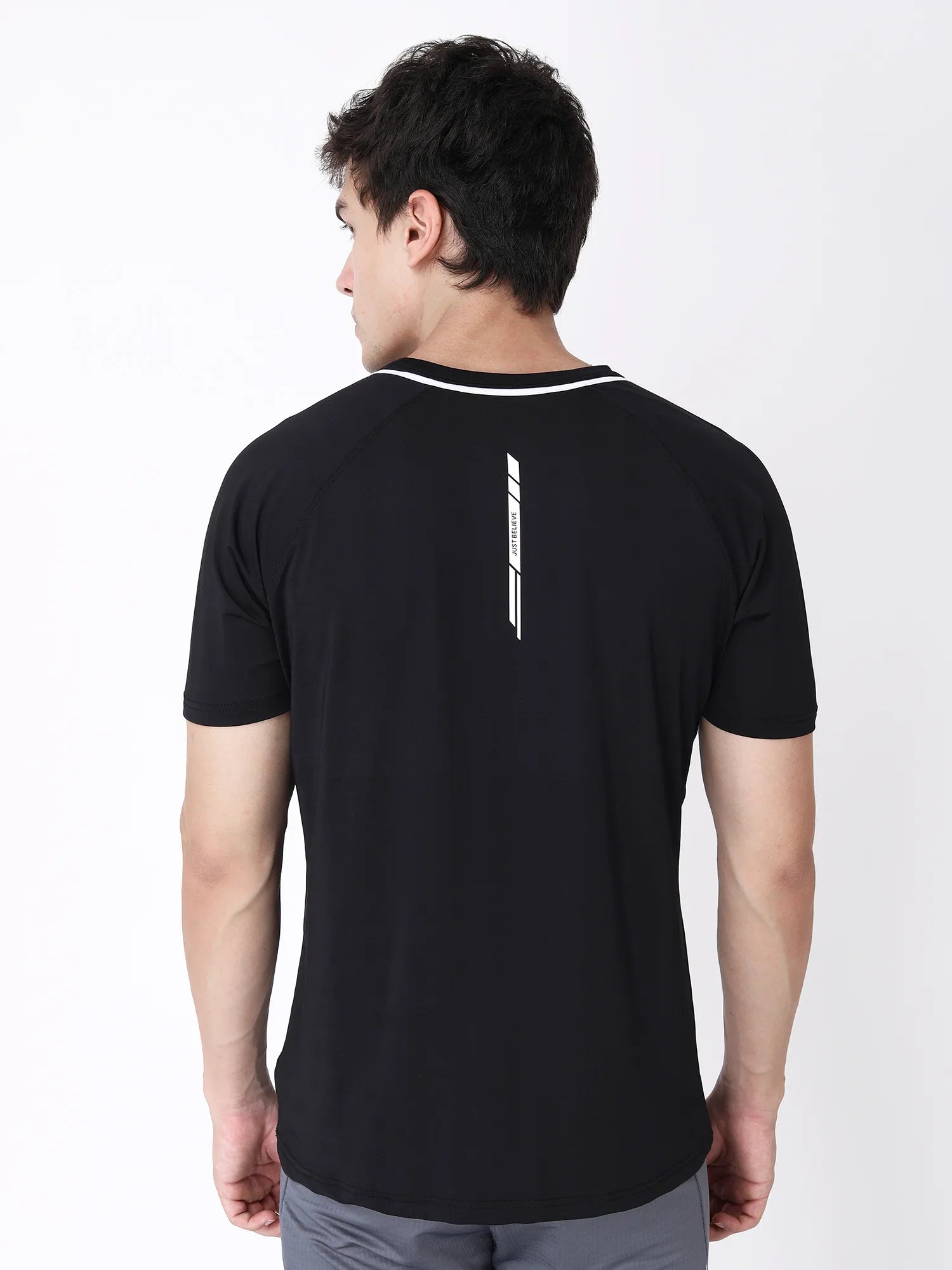 Jeffa Running T-shirt in Black