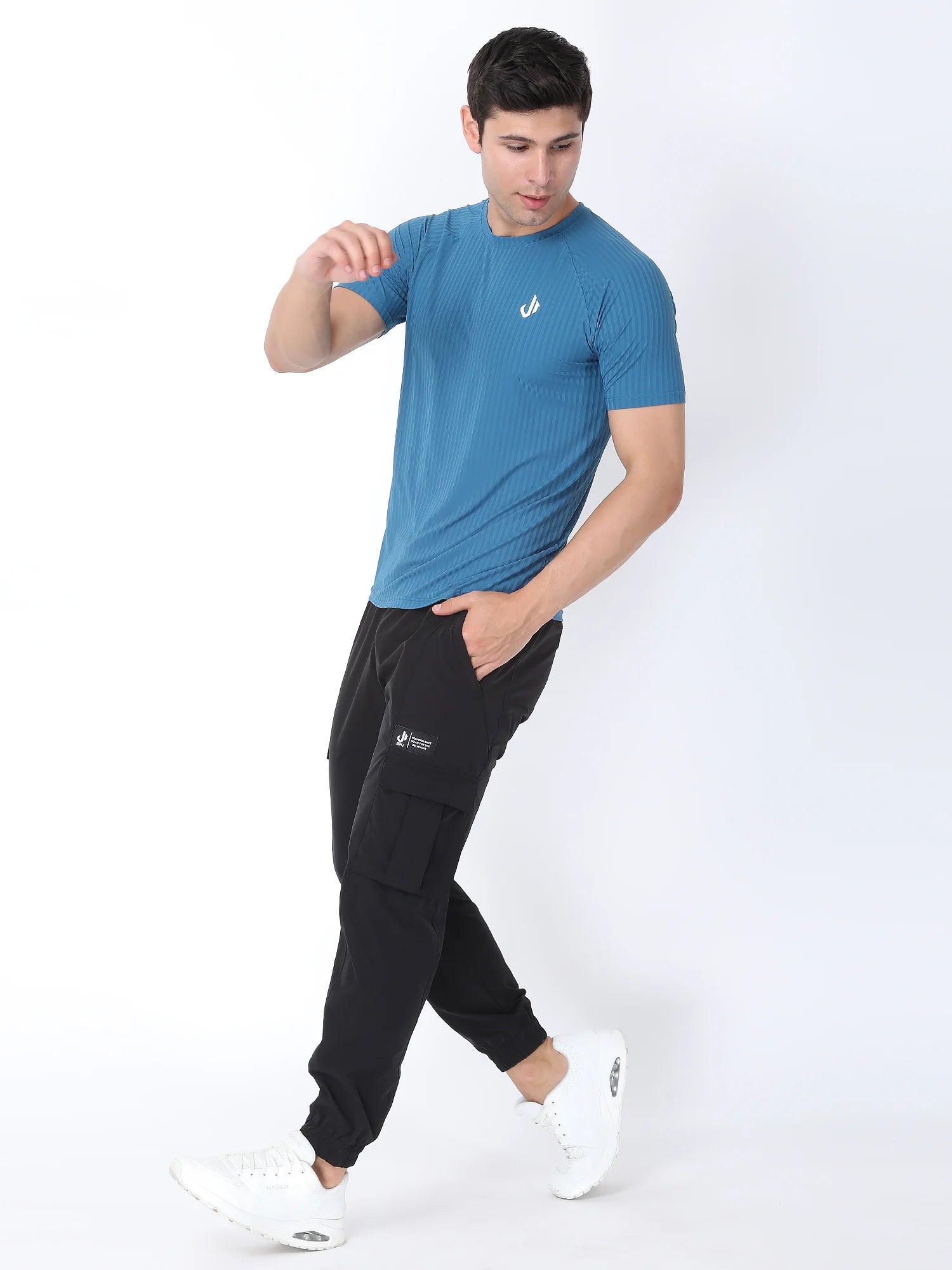 Essential Cargo Pants Black