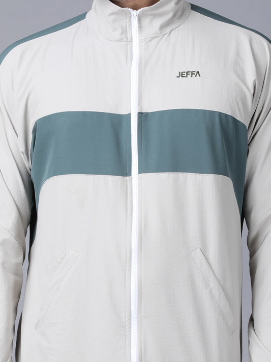 Momentum Nylon Jacket Light Grey