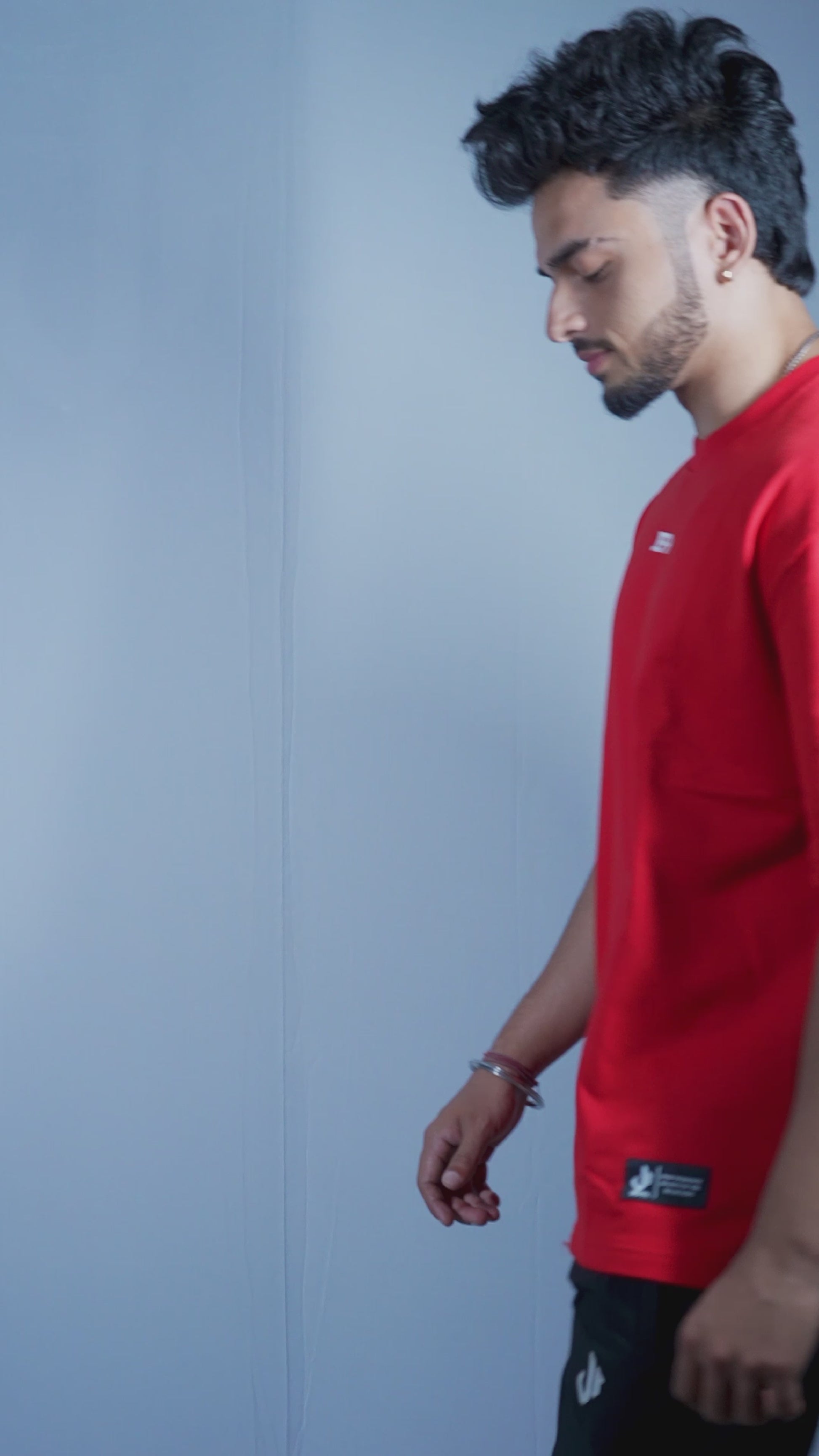 Jeffa Oversized Tshirt Video