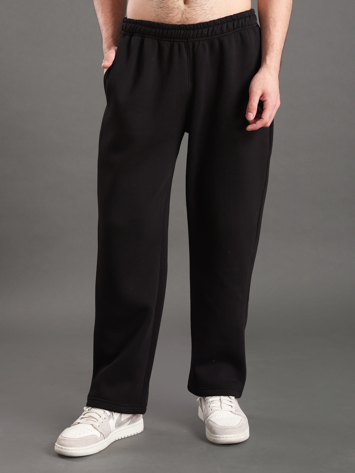 Core Essential Sweatpants (Black)