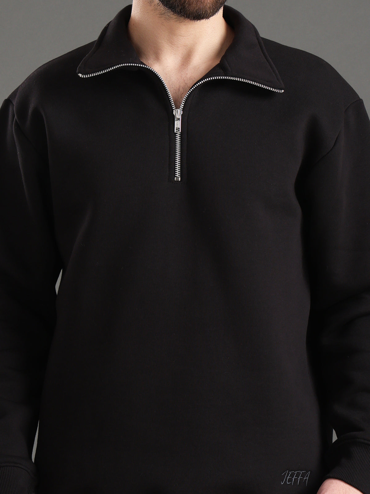 Core Essential Zip-Up Sweatshirt (Black)