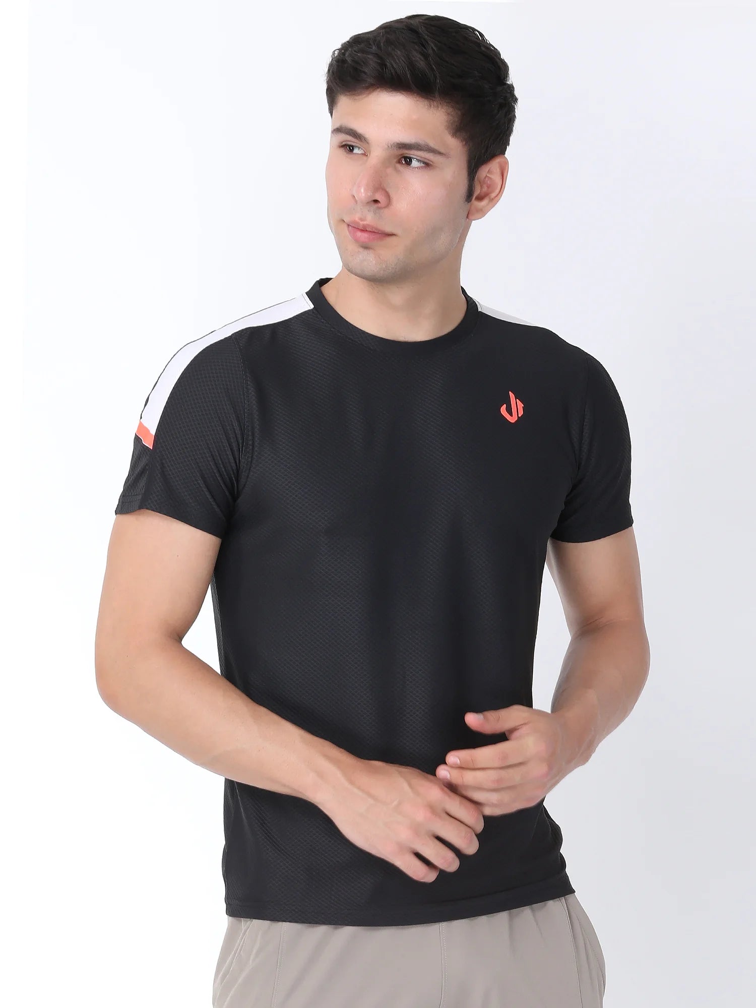 Jeffa Endurance T-shirt in Black