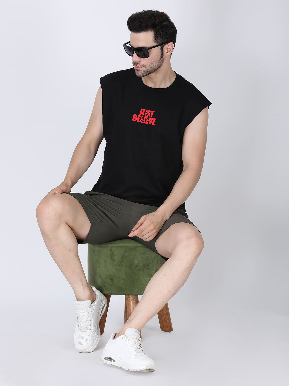Essential Oversized Active Vest (Black)