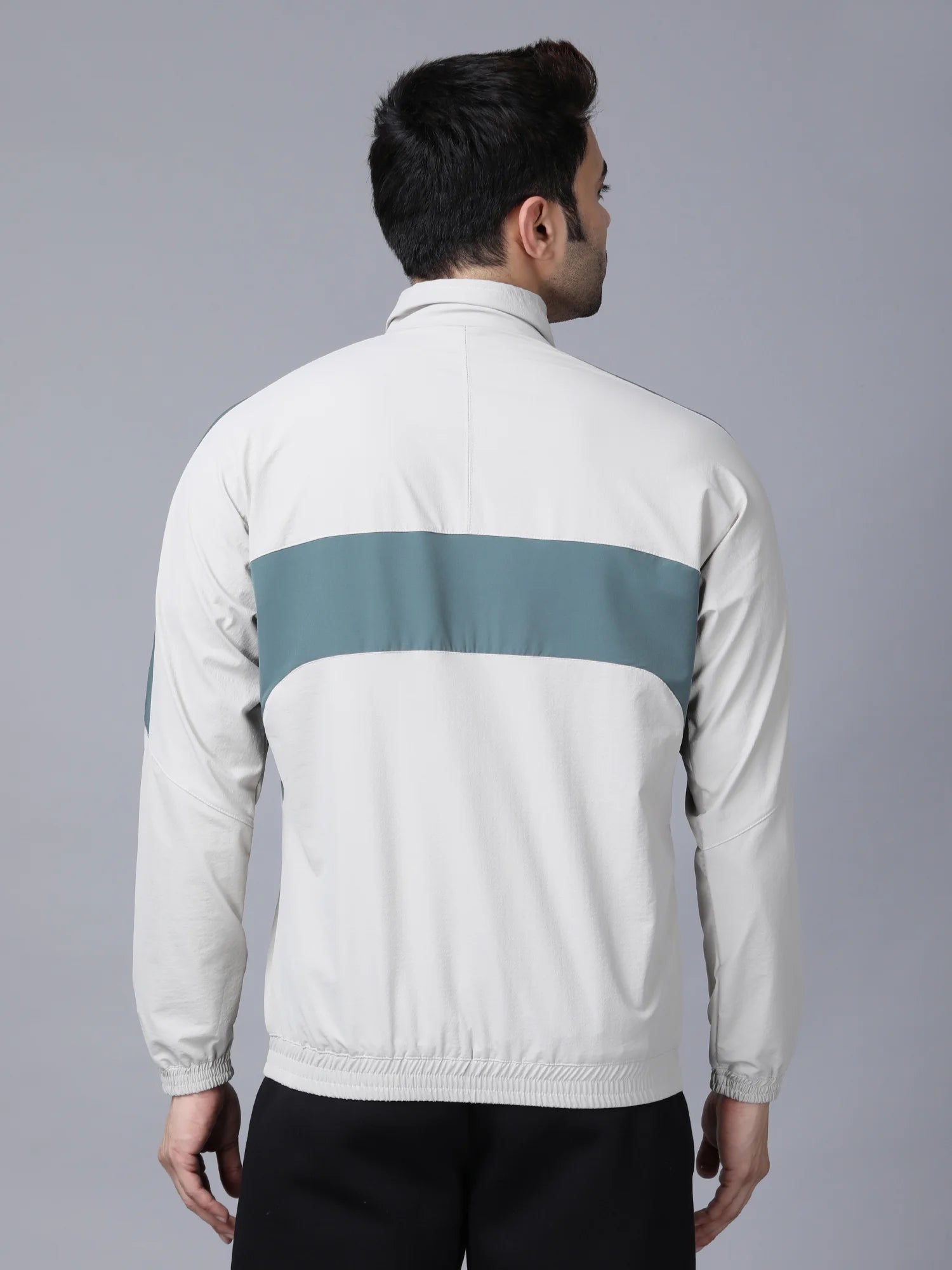 Momentum Nylon Jacket Light Grey