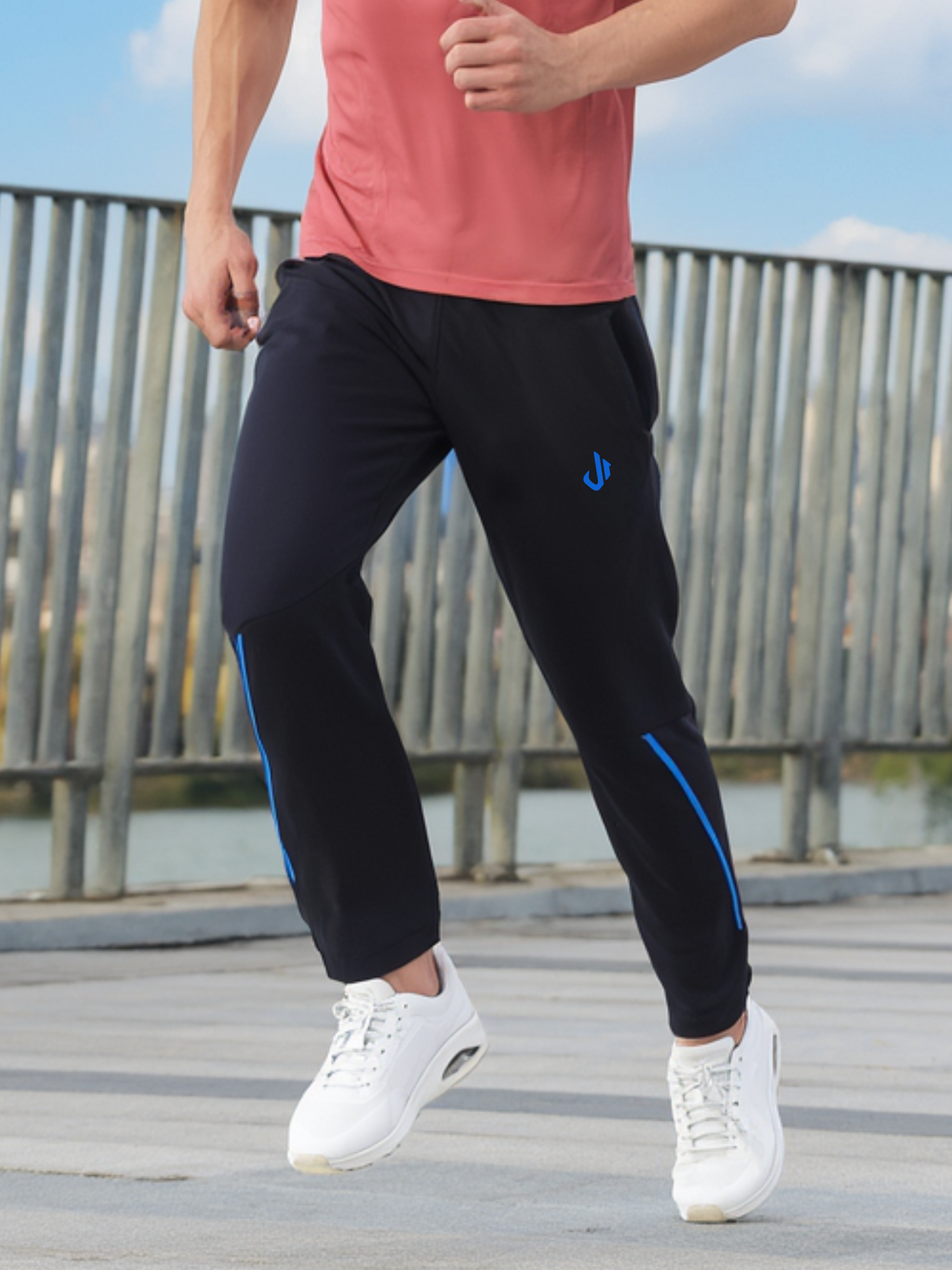 Track-Pants
